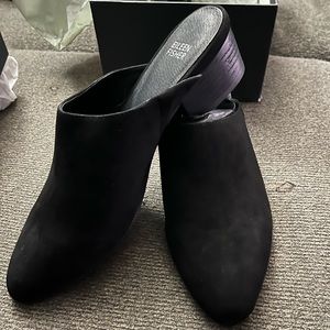 Eileen Fisher Black Suede 8 1/2M